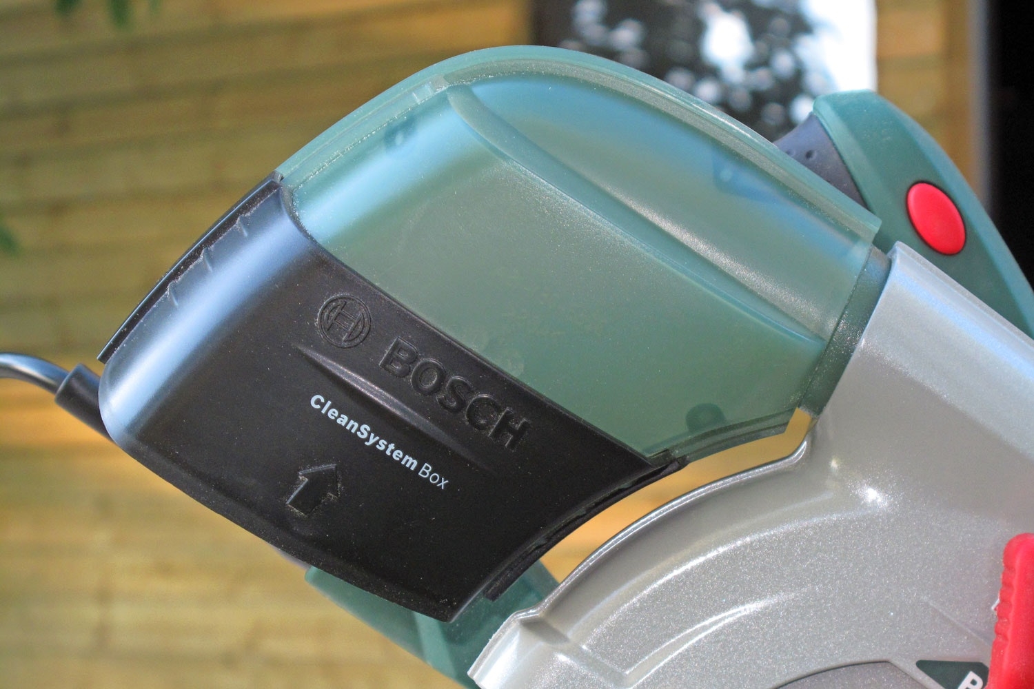 Sirkelsag smarte funksjoner: Støvoppsamler