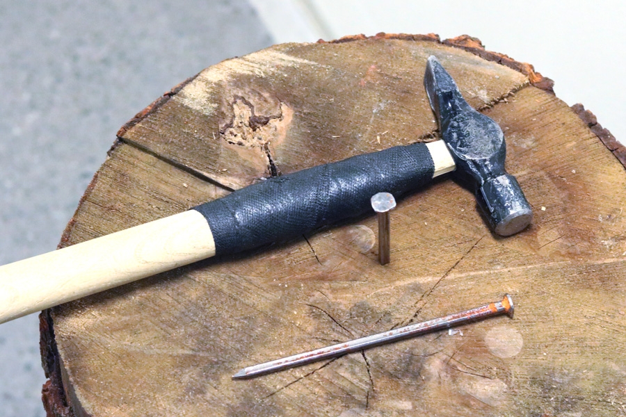 Alt kan teipes: Hammeren