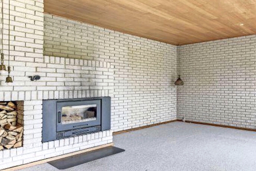 Ny stue for 7000 kroner - sådan så stuen ud før den store forvandling.