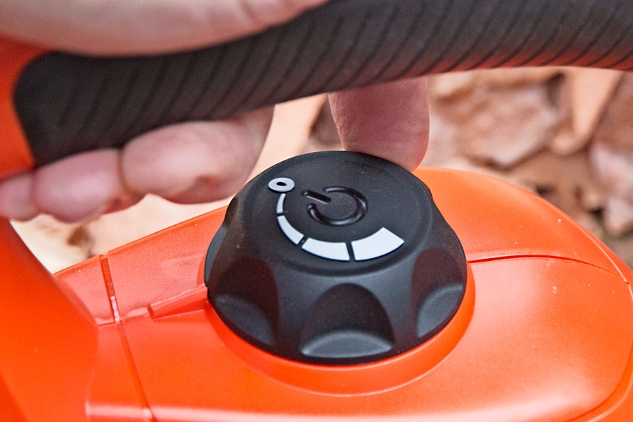 Løvsuger med smarte funktioner: Nem styrkeregulering