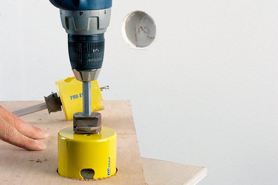 Hålsåg: En hålsåg är nödvändig när du ska borra stora hål.