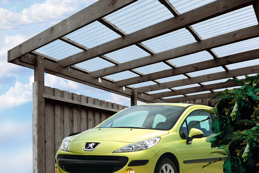 Plastplater til takoverbygg og carporter