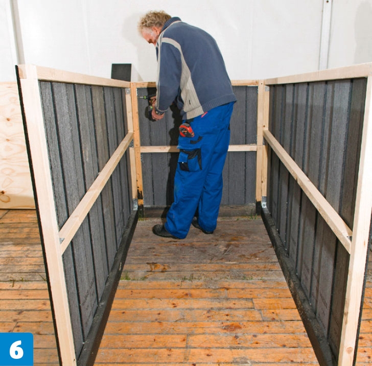 Bygga Cykelgarage: Garaget som vagnen körs in i