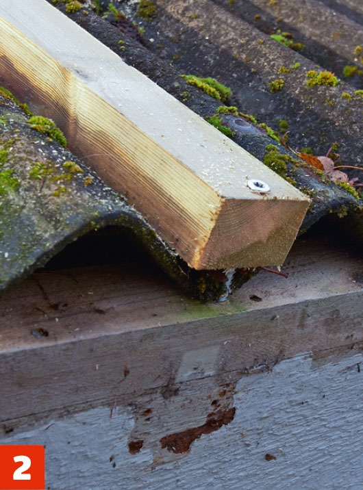 Uusi katto vanhan päälle