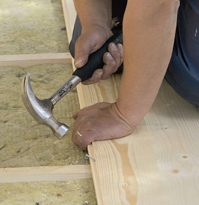 Bygge liten hytte: Vi vil helst ikke se spikrene