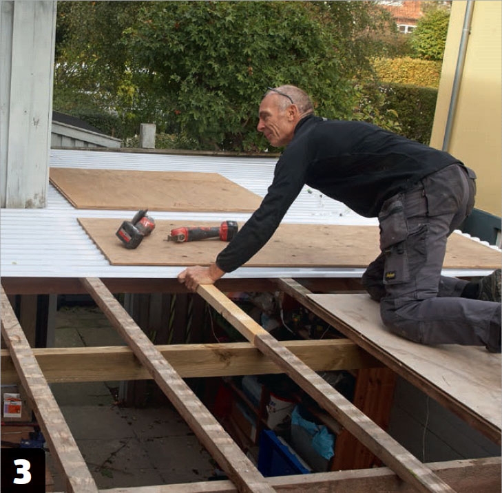 Kapa skivorna till rätt storlek först när de ligger på taket.