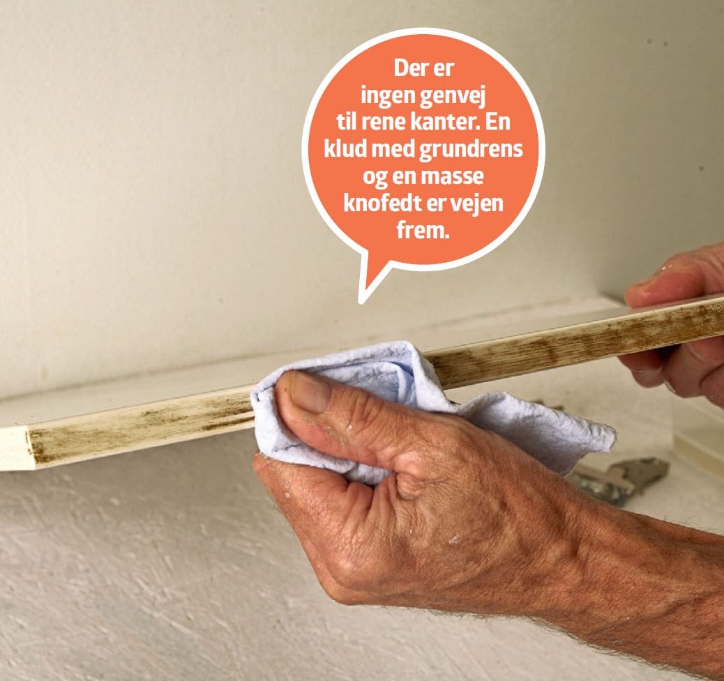 Male køkkenlåger: Tjek alle kanter.