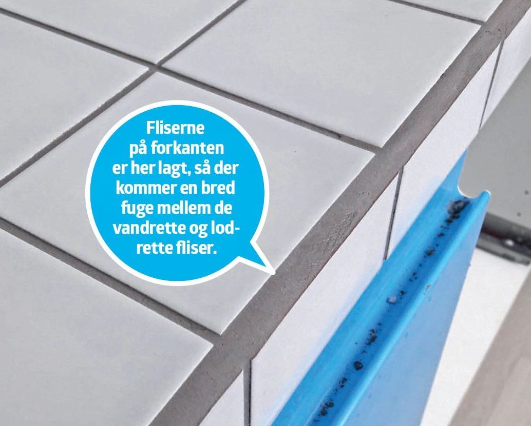 Hjemmelavet bordplade med fliser