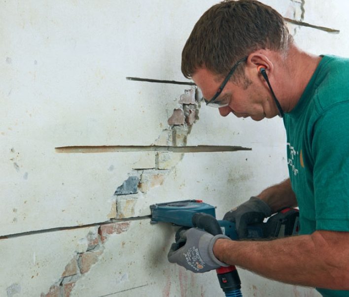 Reparation af sætningsskader: Start med at fræse de vandrette fuger ud