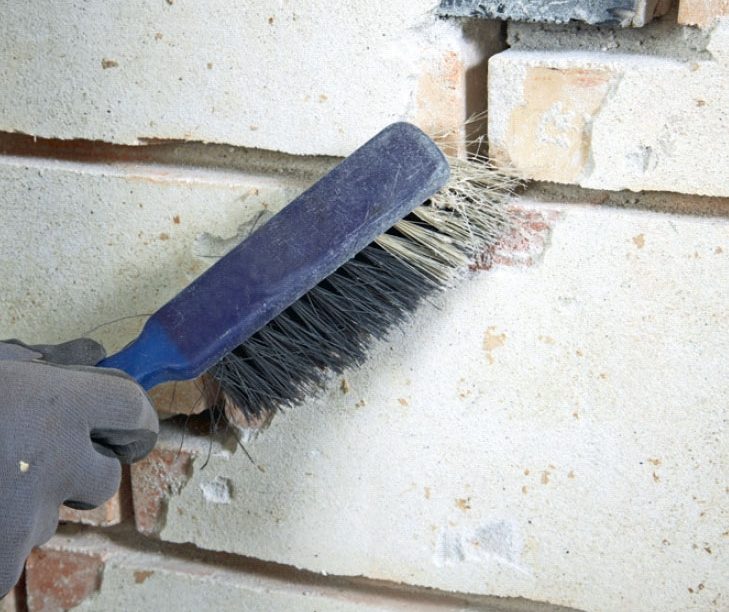 Sättningar i hus: Rengöring av fogarna är viktigt