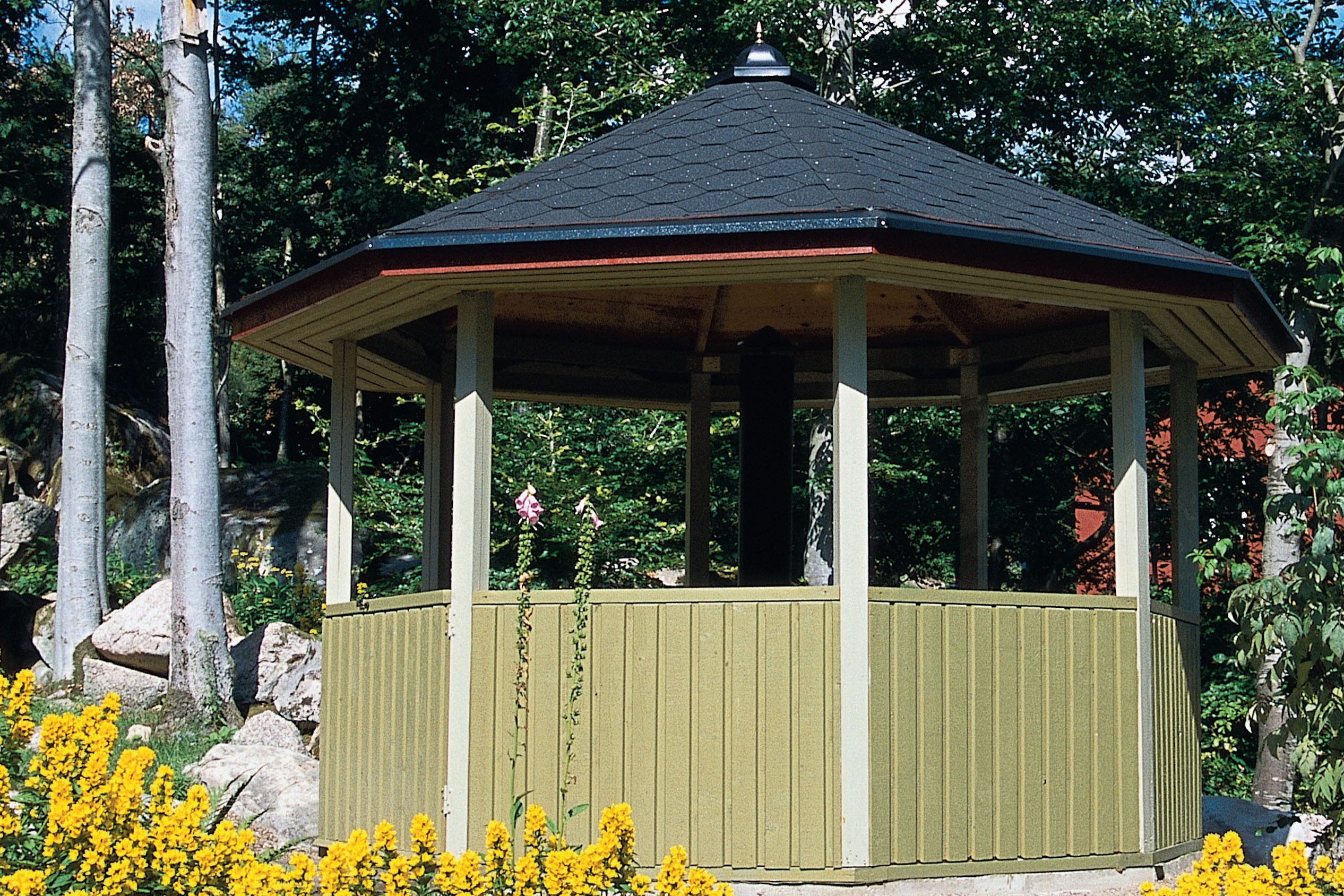 Bygga åttakantigt lusthus