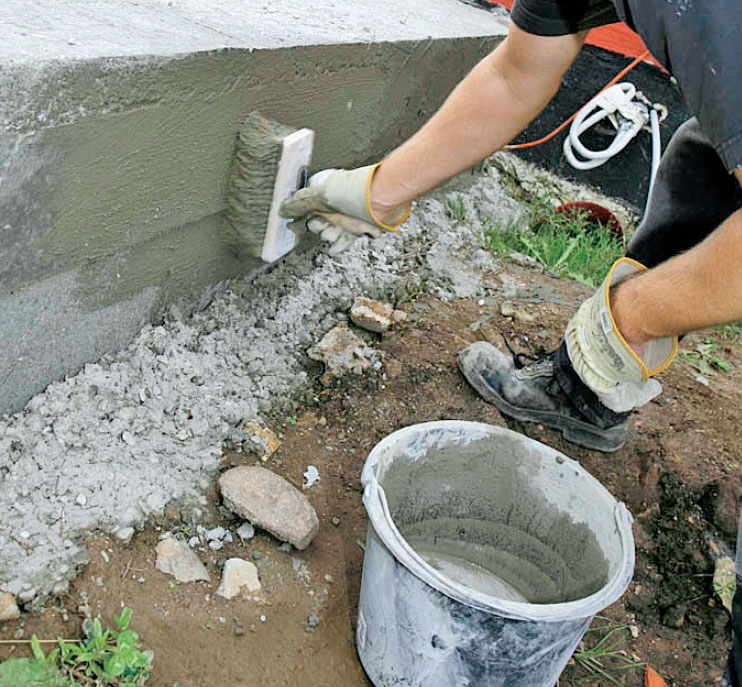Sokkel til skur: Normalt pudses soklen først, når muren er bygget