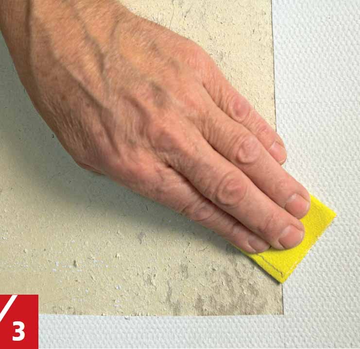 Lasikuitutapetin leikatun alueen reunat hiotaan sileiksi