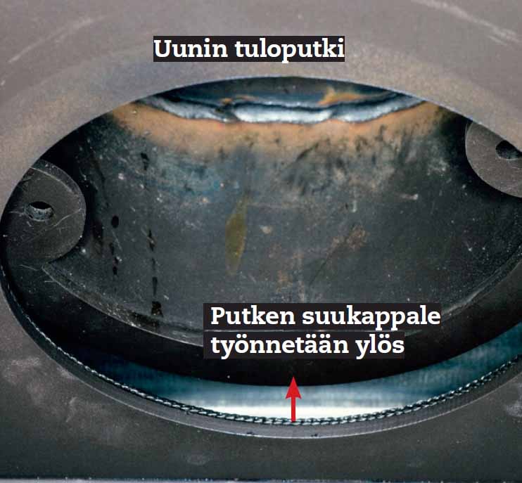 Takkasydän avotakkaan: Fleksiputken suukappaleen tulee olla työnnettynä hieman ylös