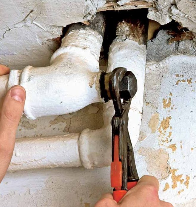 Piilota vesiputket seinän sisään