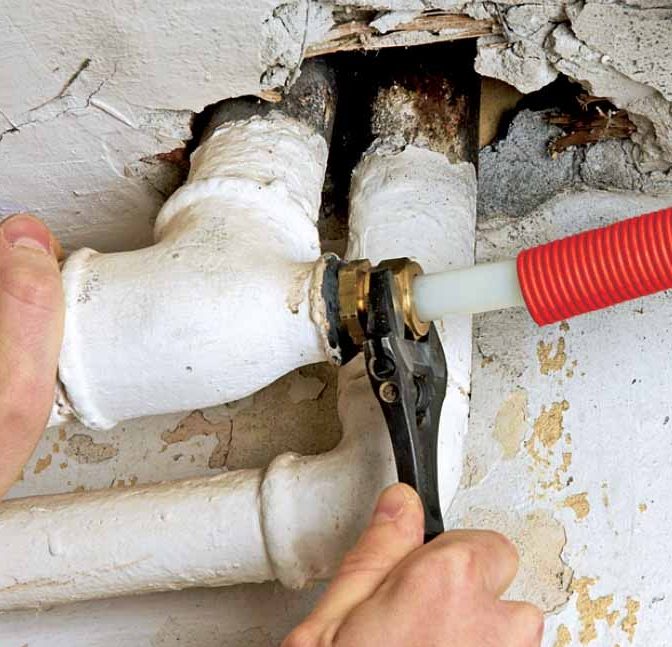 Piilota vesiputket seinän sisään