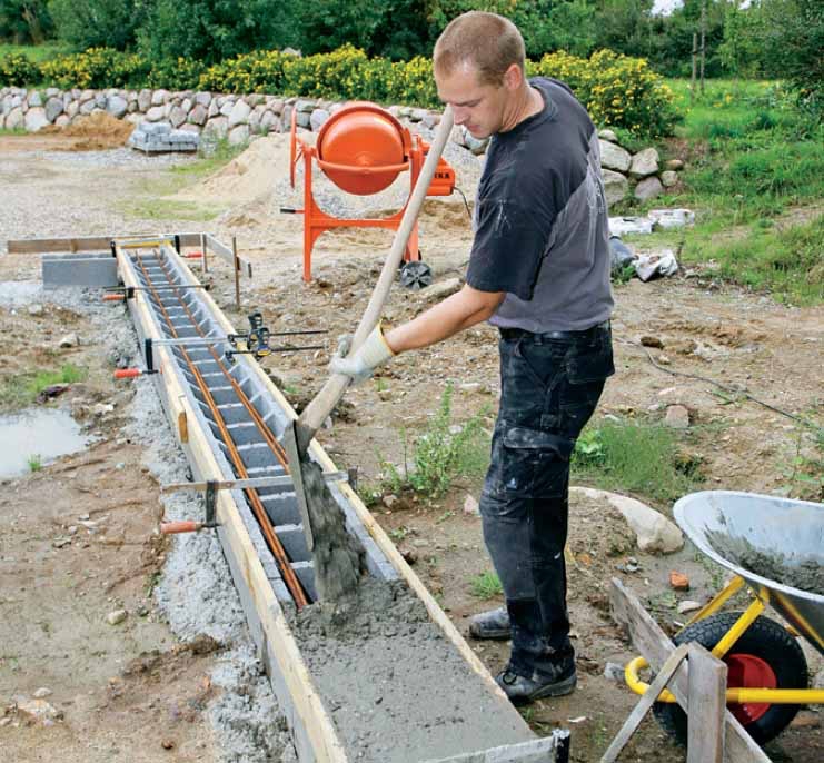 Gjuta platta garage: Nu är du klar att fylla i resten av betongen