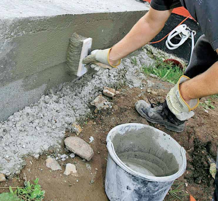 Gjuta garageplatta: Normalt putsas inte sockeln förrän väggen är uppbyggd