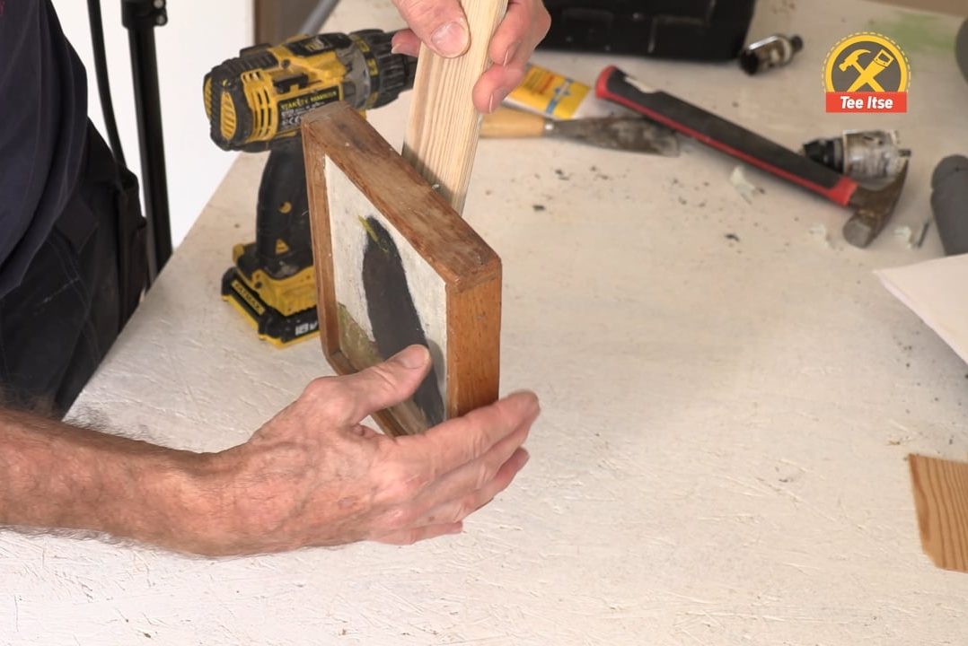 Ripusta taulut samaan korkeuteen