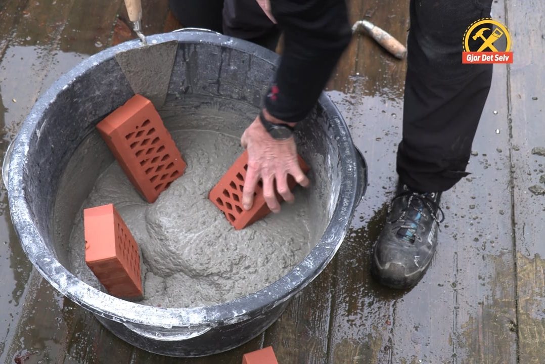 Redd den tynne mørtelen