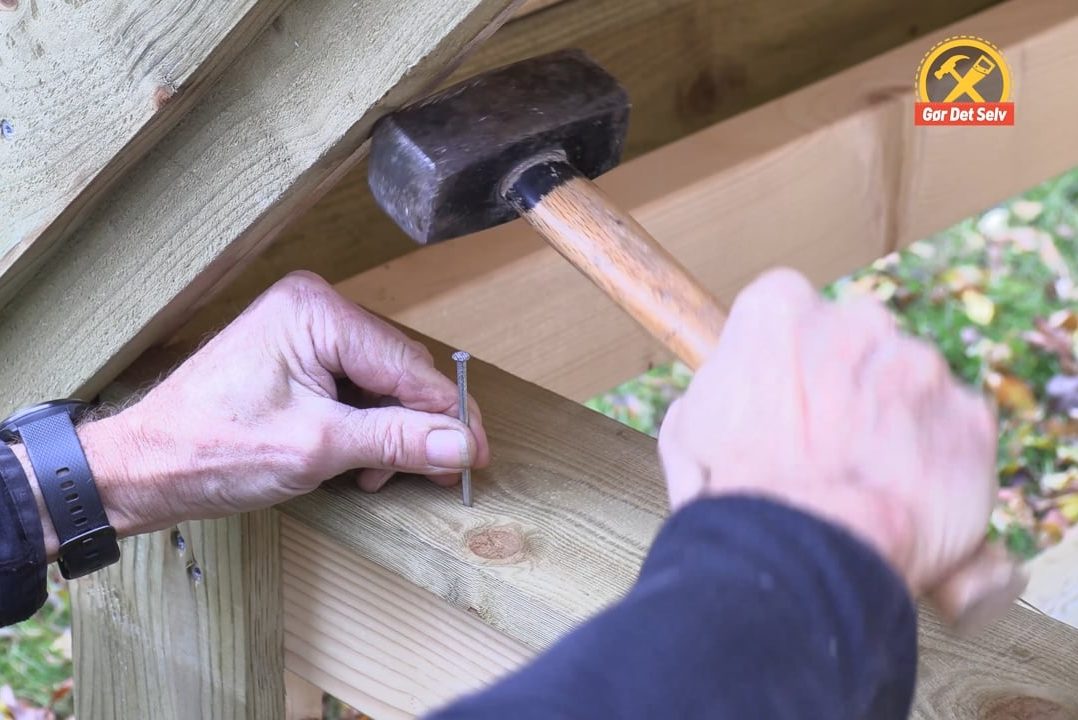 Slå søm i - hvor pladsen er trang