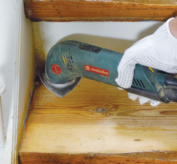 Afslibning af trappe