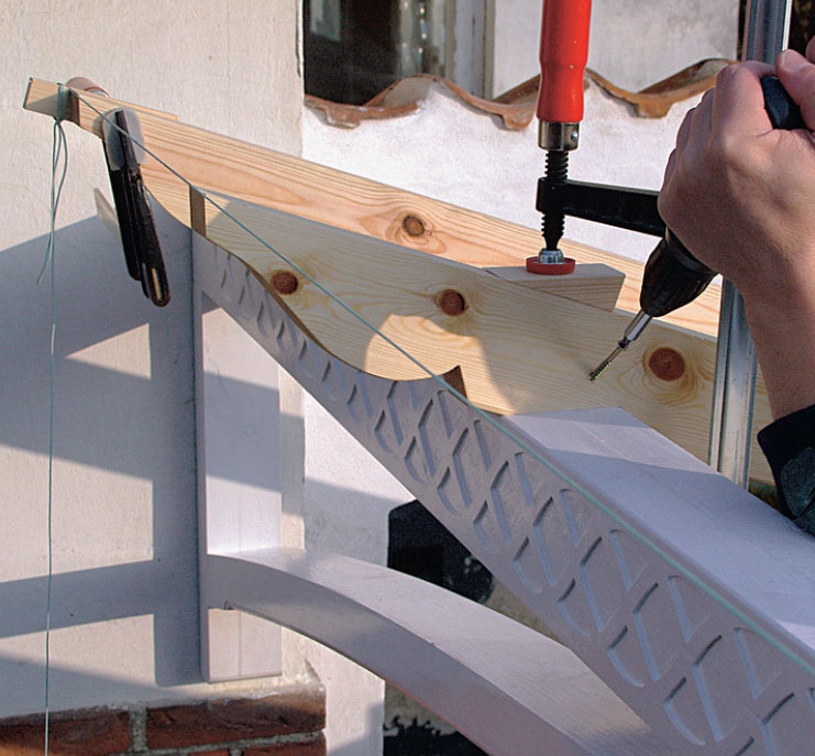 Glastag: Når saddelsnittene passer, kan et spær monteres.