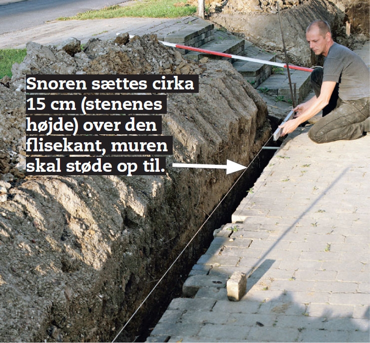 Havemur af brosten: Grav en rende som fundament til muren