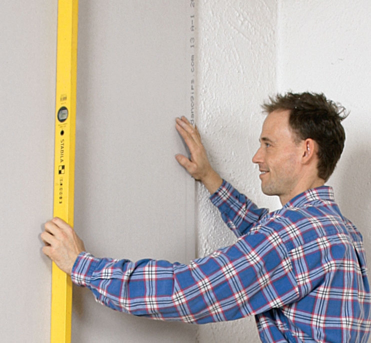 Lime gipsplater på murvegg