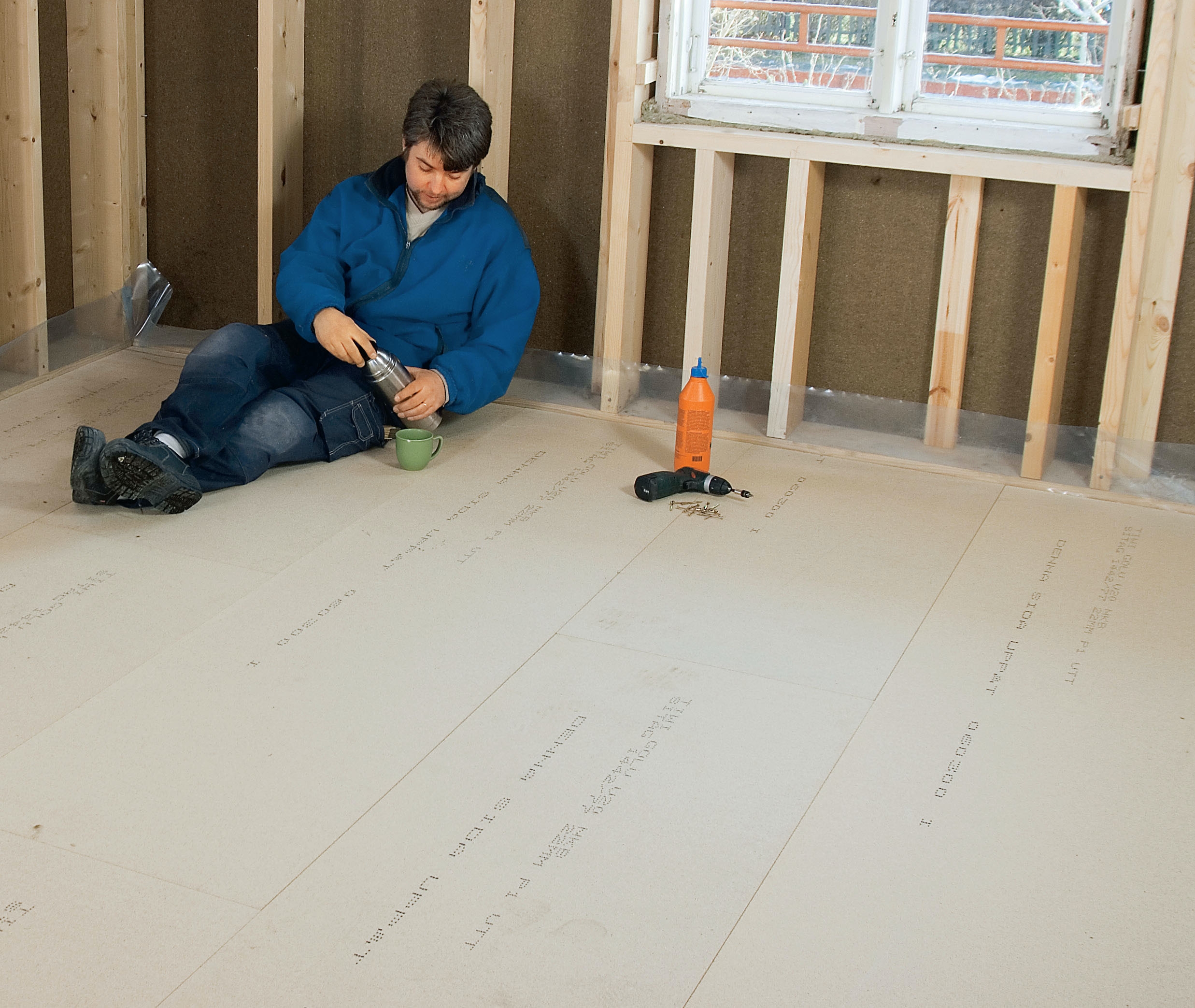 Isolera krypgrund: Nu återstår det så inte mycket