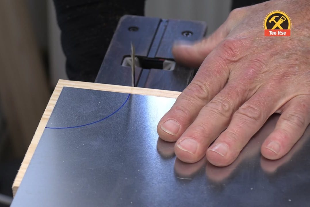 Tukilevy ohuille materiaaleille