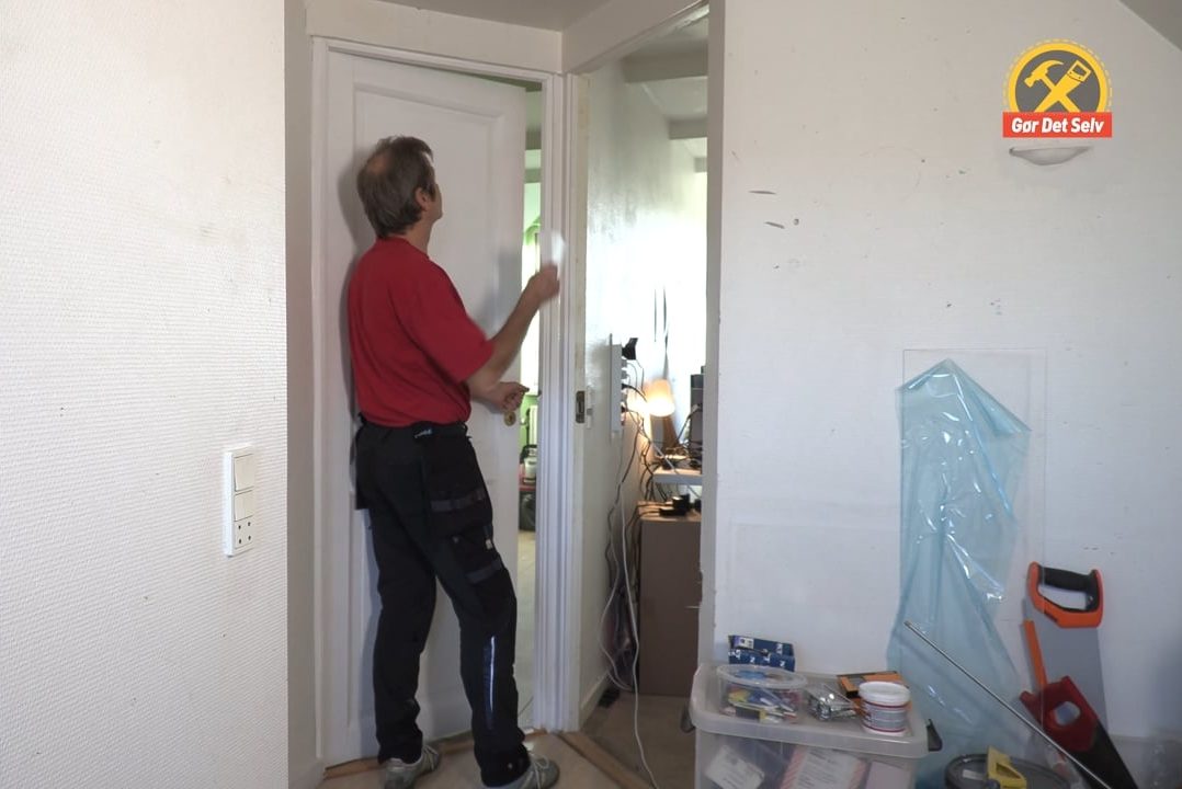 Find ud af, hvor døren binder