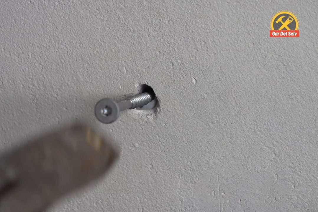 Slå pluggen længere ind