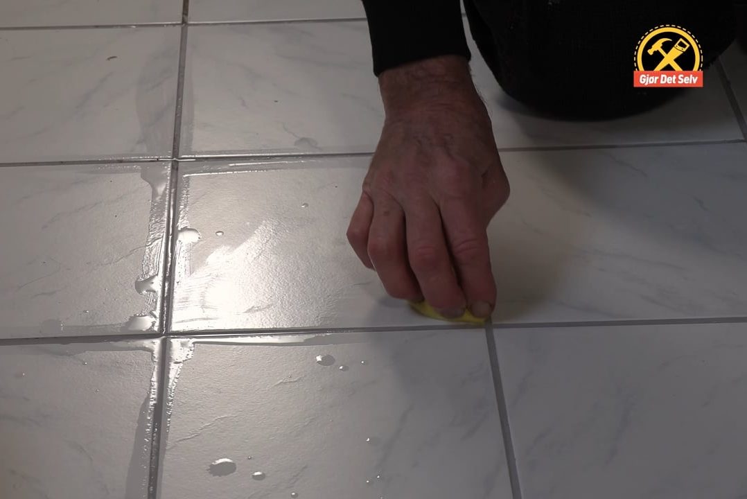 Beskytt baderomsflisene