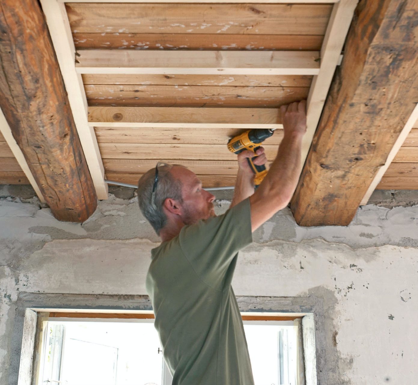 Frilagda bjälkar: Sätt upp tvärreglar