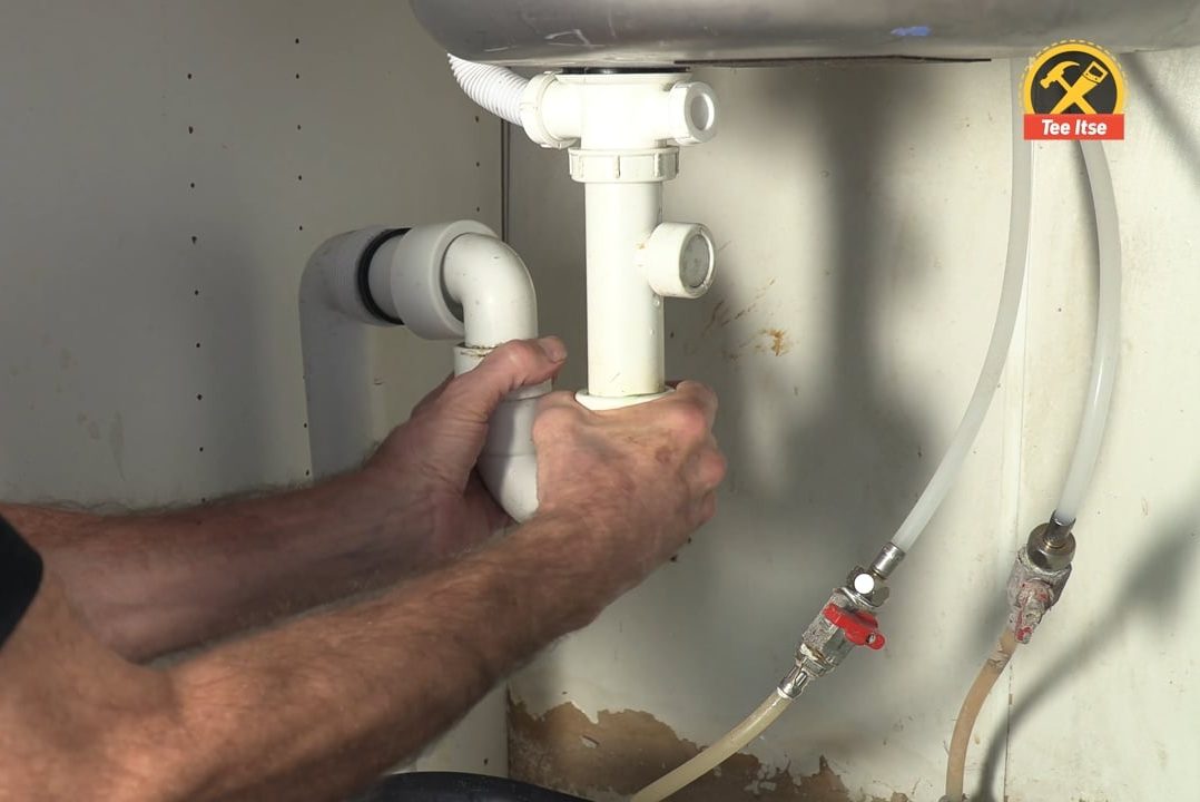 Men testa först med helt vanligt diskmedel. 3 00:00:19,560 --> 00:00:24,040 Det är mycket billigare och fungerar ofta lika bra.