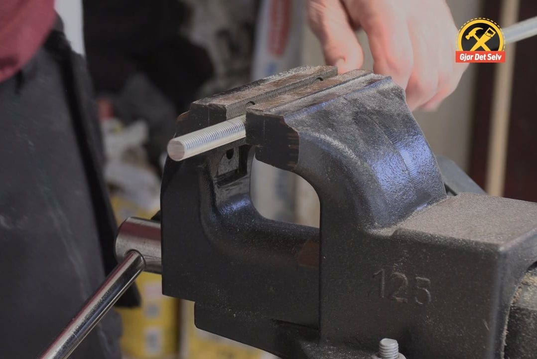 Spenn godt opp når du sager