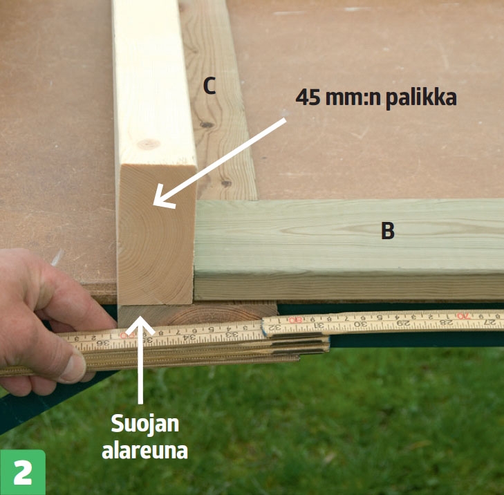 Jäteastia: Komea suoja piilottaa jäteastiat