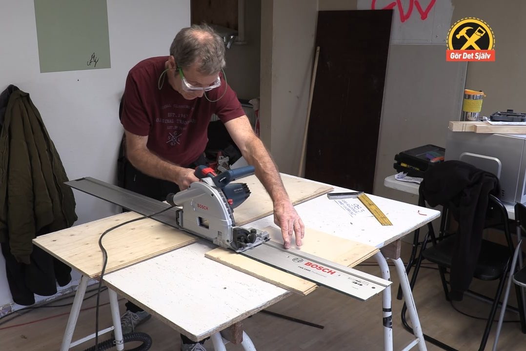 Stöd sänksågens skena