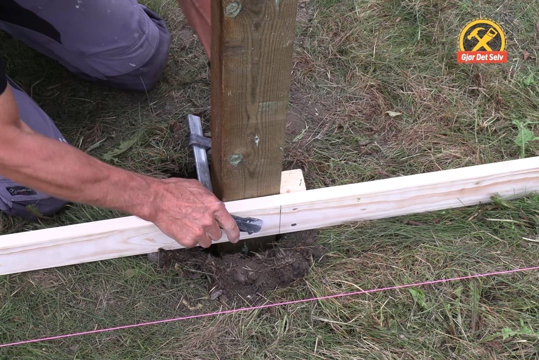 Fast avstand mellom stolpene