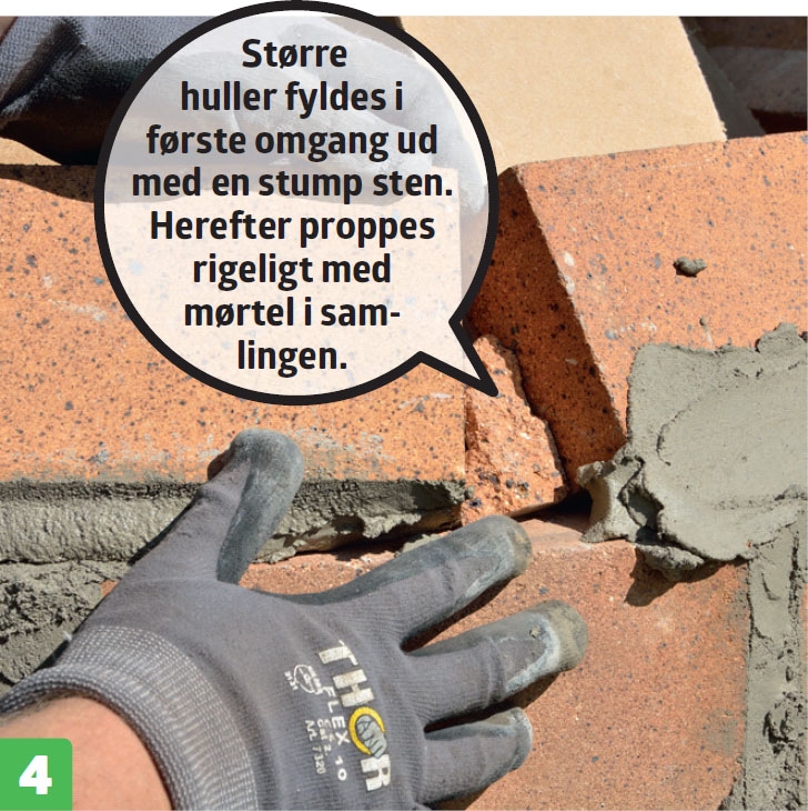 Stenene giver den murede pizzaovn sin buede form