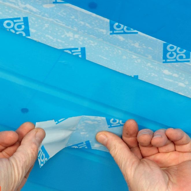 Kipsilevykatto: Teippaa saumat ja hakaskohdat höyryn-sulkuteipillä