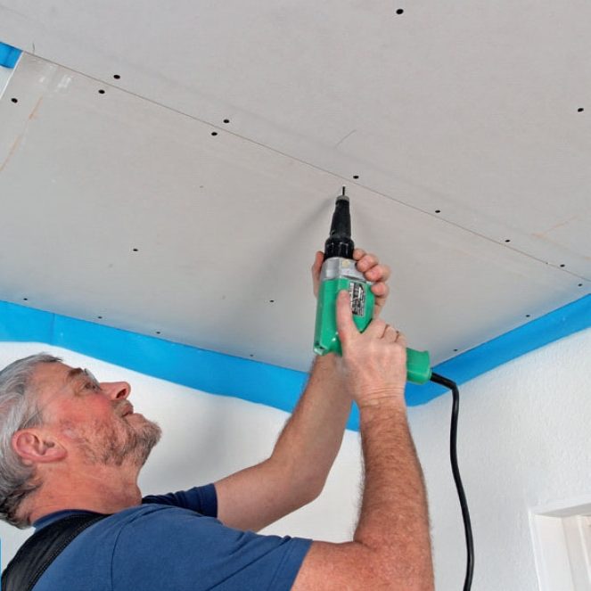 Slätt innertak: Börja nästa rad med den del du skar bort