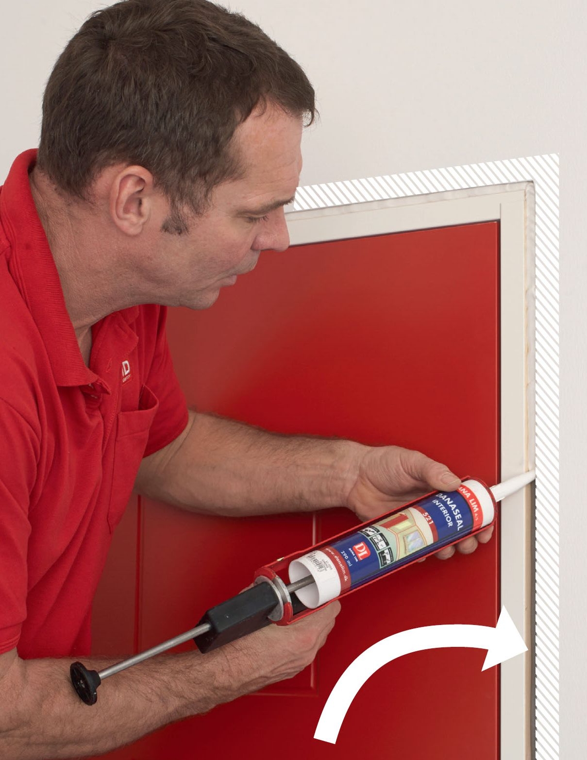 Lydisoleret dør: Fuge rundt om karmen