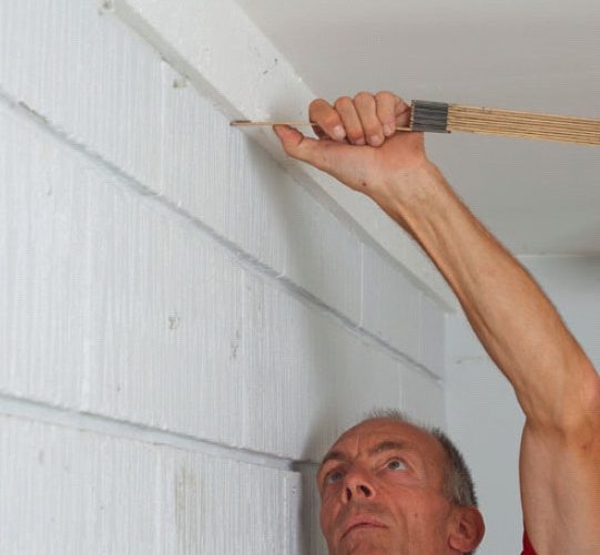 Varmväggsskivor: Mät hela tiden och ta hänsyn till rör, kablar