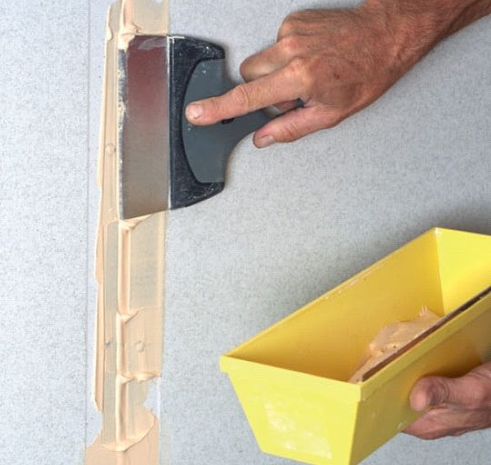 Varmväggsskivor: Lägg på ett lager spackelmassa