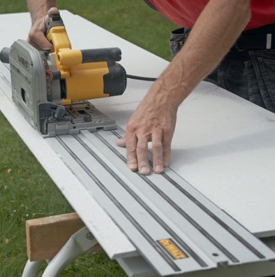 Lämpöeristelevy: Sahaa ensimmäinen levy