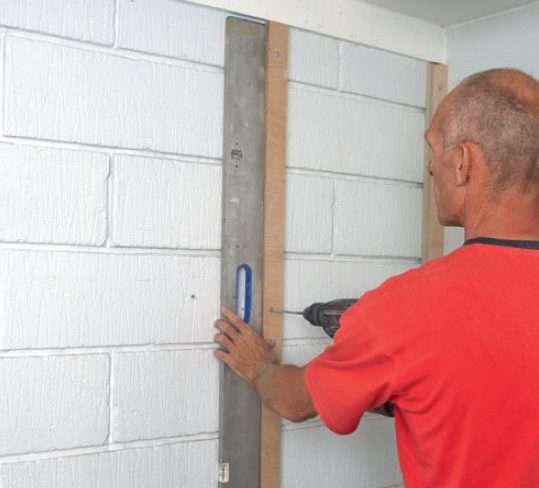 Lämpöeristelevy: Asenna seuraava tolp-pa