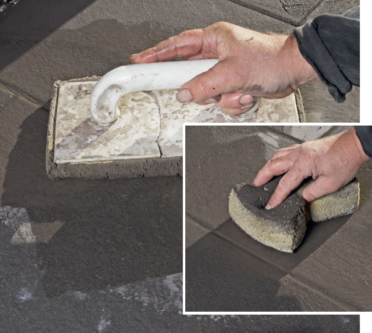 Fliser inngangsparti ute: Vask overskytende fugemasse vekk med rent vann