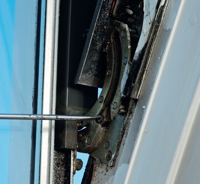 Byte av glas i veluxfönster